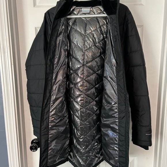 Columbia XL Women's Black Heavenly Jacket - Picture 2 of 13